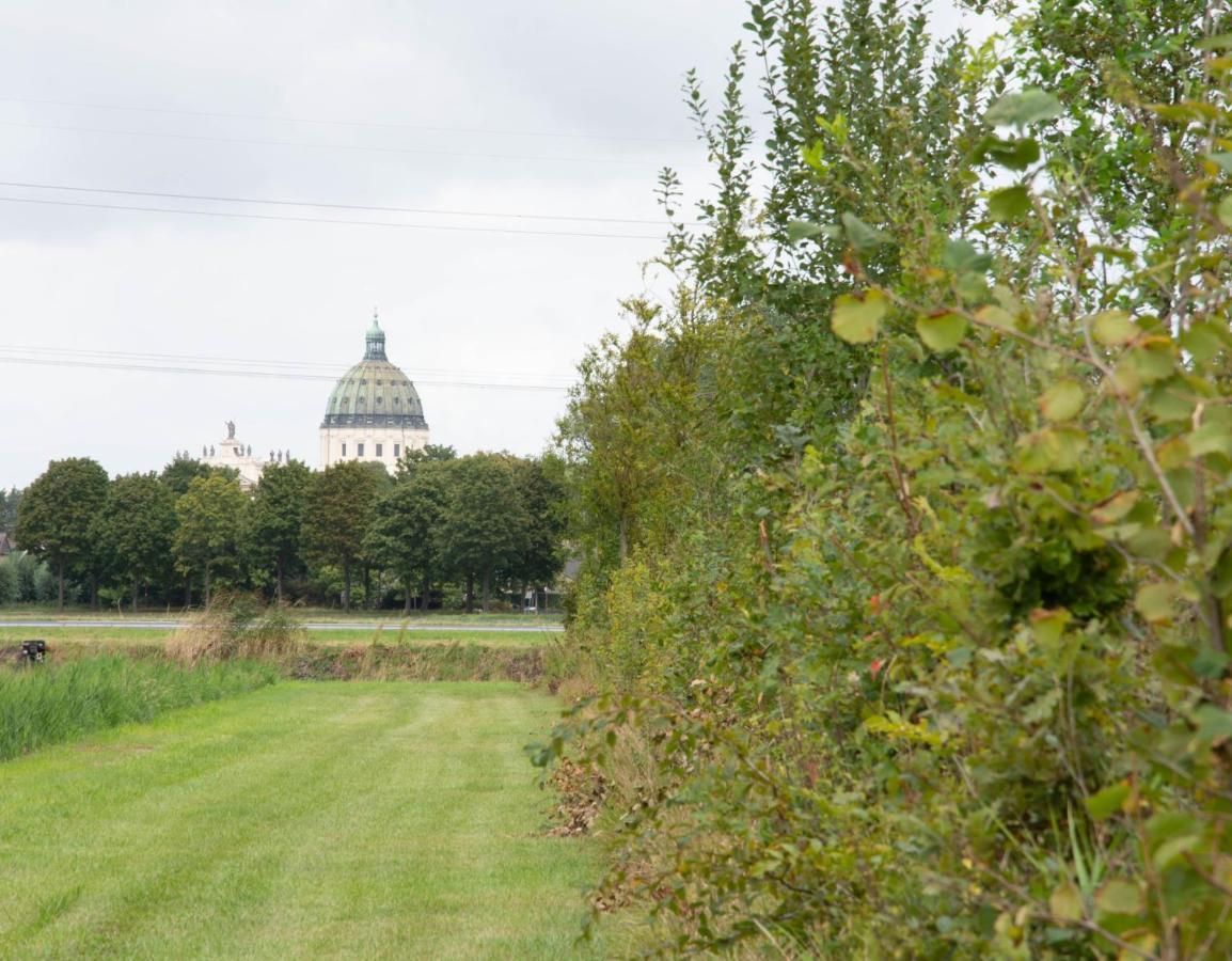 Antonius Hoeve *